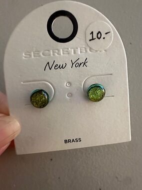 Secretbox New York Green Glitter Disc Stud Earrings